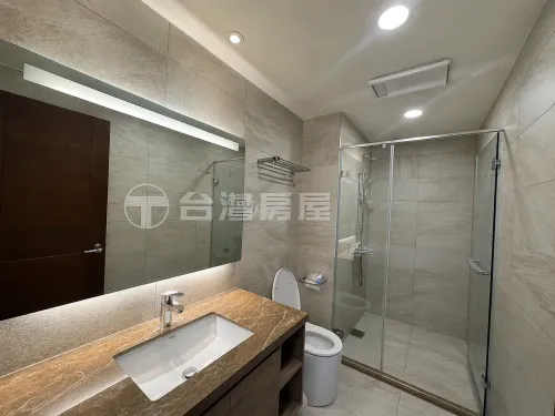 3 bedrooms apartment for rent in Taipei City, Daan District | NT$ 220 000 | 51 ping slide 13