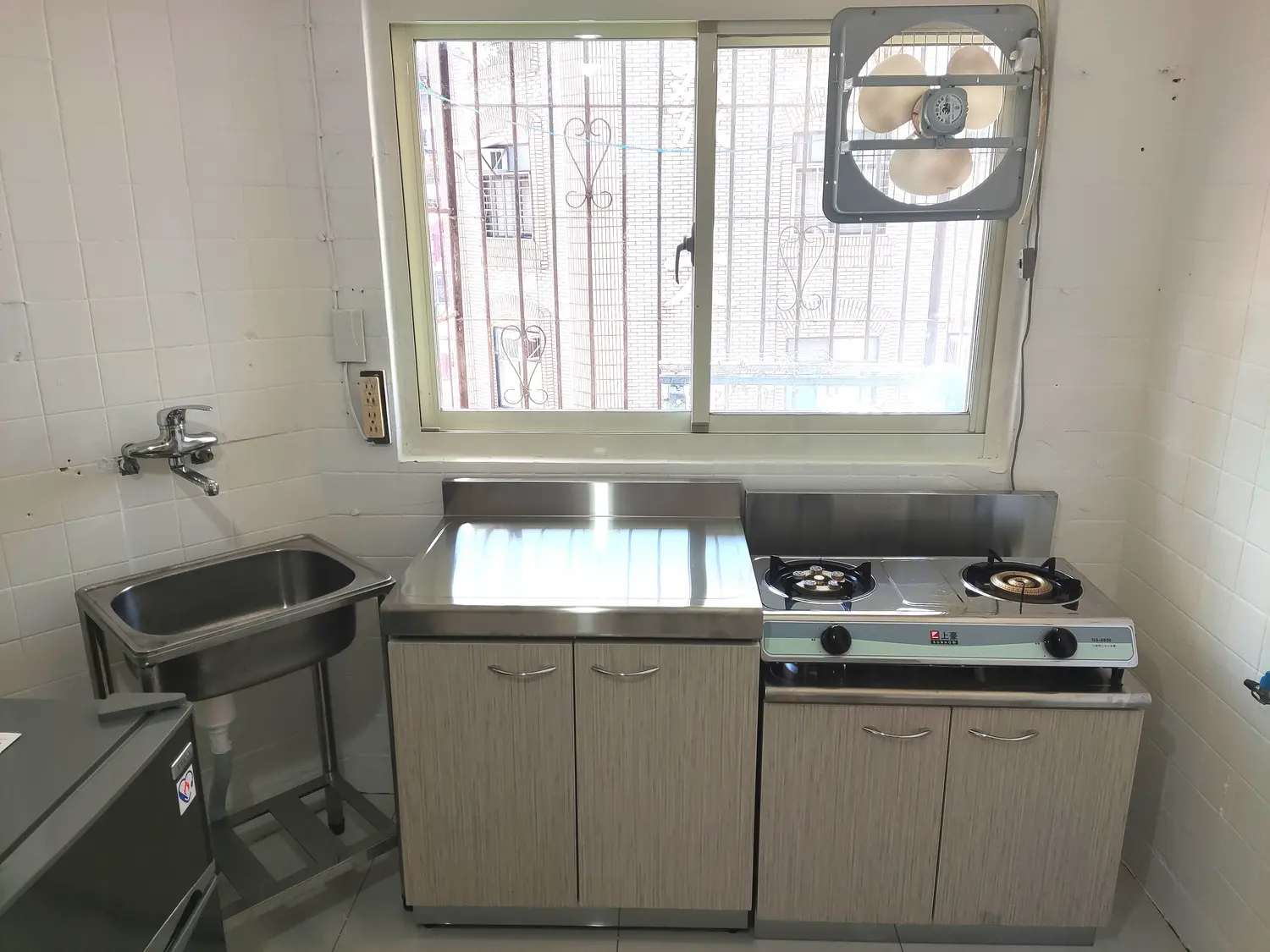 3 bedrooms apartment for rent TWD 10 000 - 30 ping - Wanhua District,Taipei City slide 17