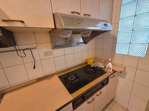 Apartment for rent TWD 41 000 - Lane 290, Section 6, Zhongshan N Rd - 3 bedrooms