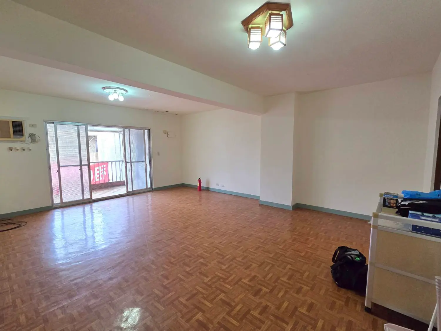 3 bedrooms apartment for rent TWD 41 000 - 40 ping - Taipei City,Shilin District slide 3