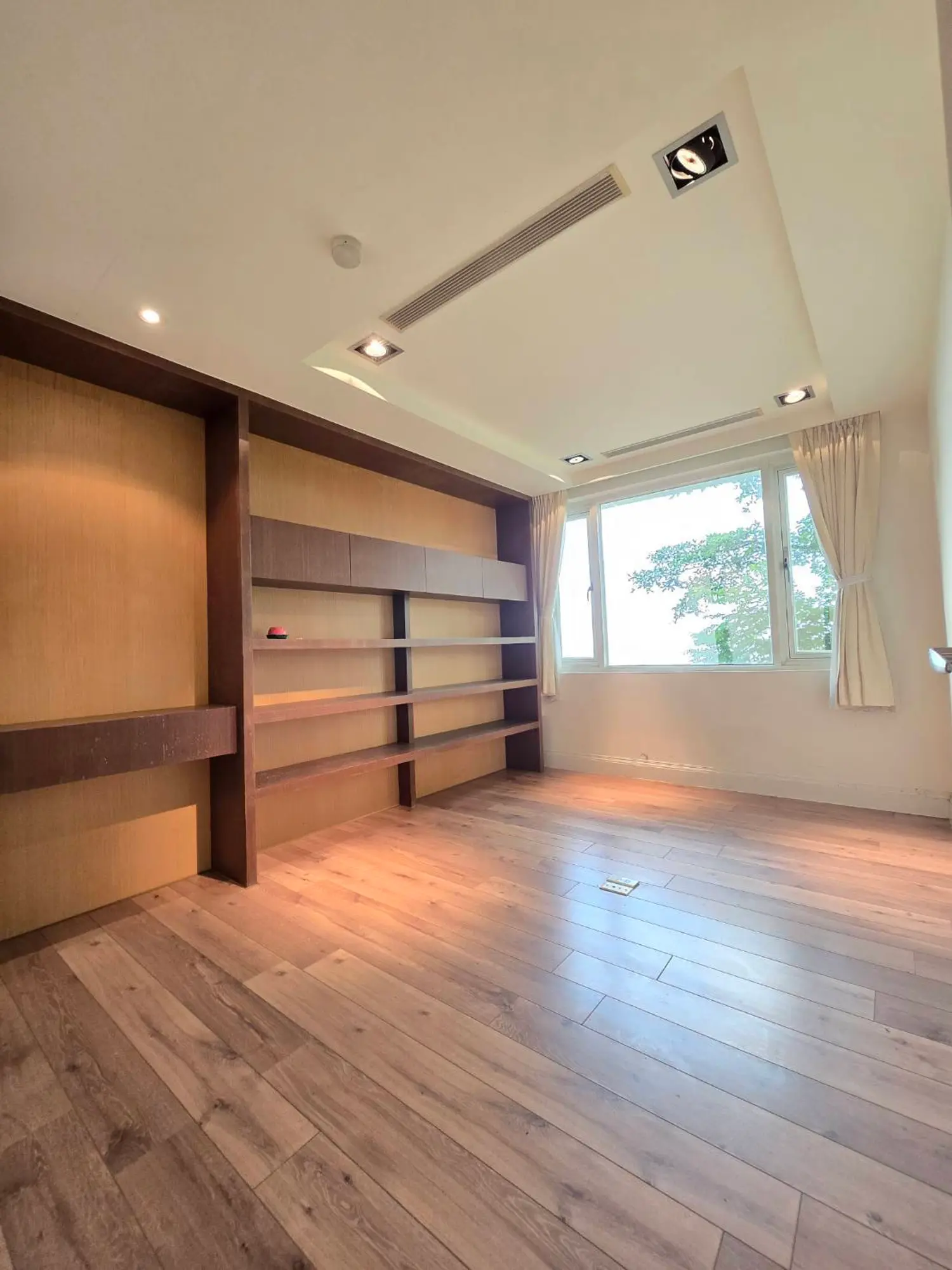 4 bedrooms villa for rent TWD 210 000 - 83 ping - Taipei City,Shilin District slide 6