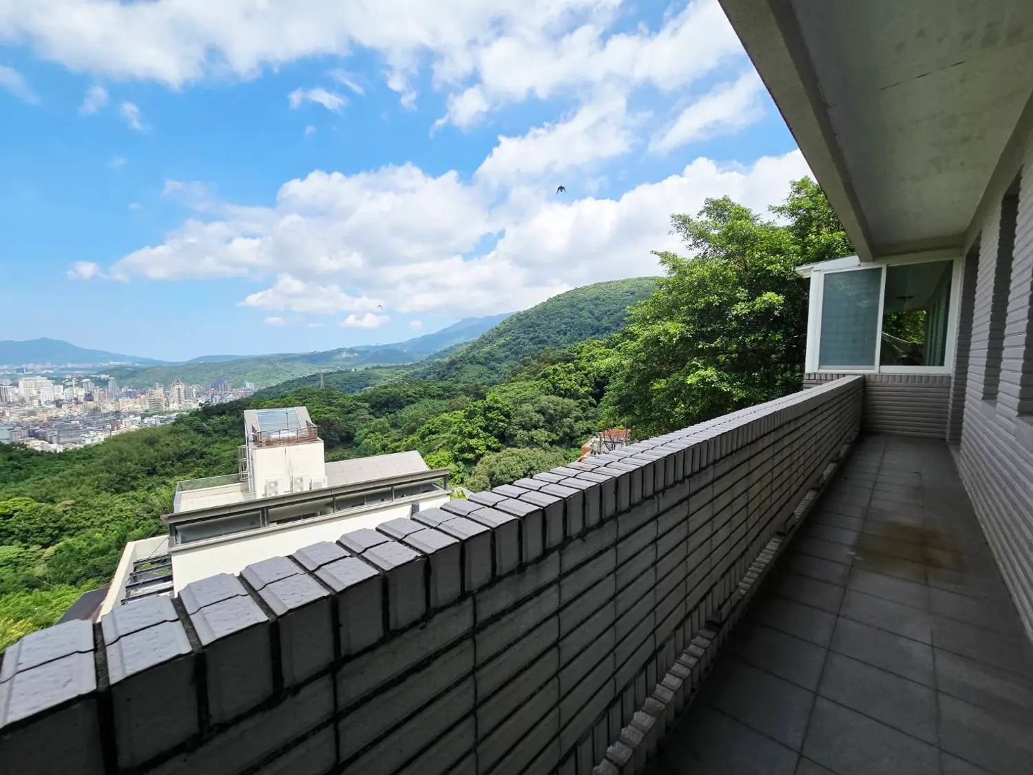 4 bedrooms villa for rent TWD 210 000 - 83 ping - Taipei City,Shilin District slide 16