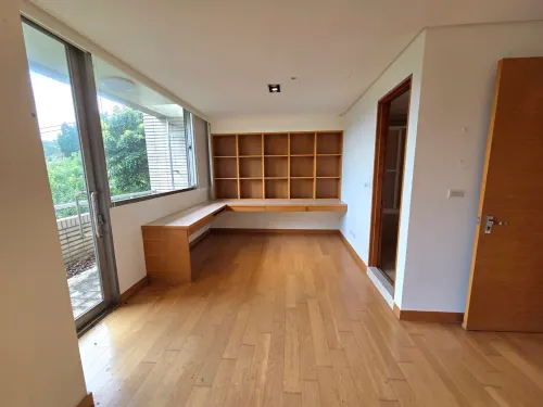 Villa for rent TWD 180 000 - Zhongyong 1st Rd - 5 bedrooms