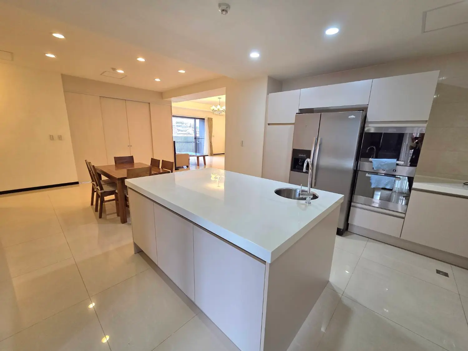 4 bedrooms apartment for rent TWD 190 000 - 90 ping - Taipei City,Shilin District slide 5