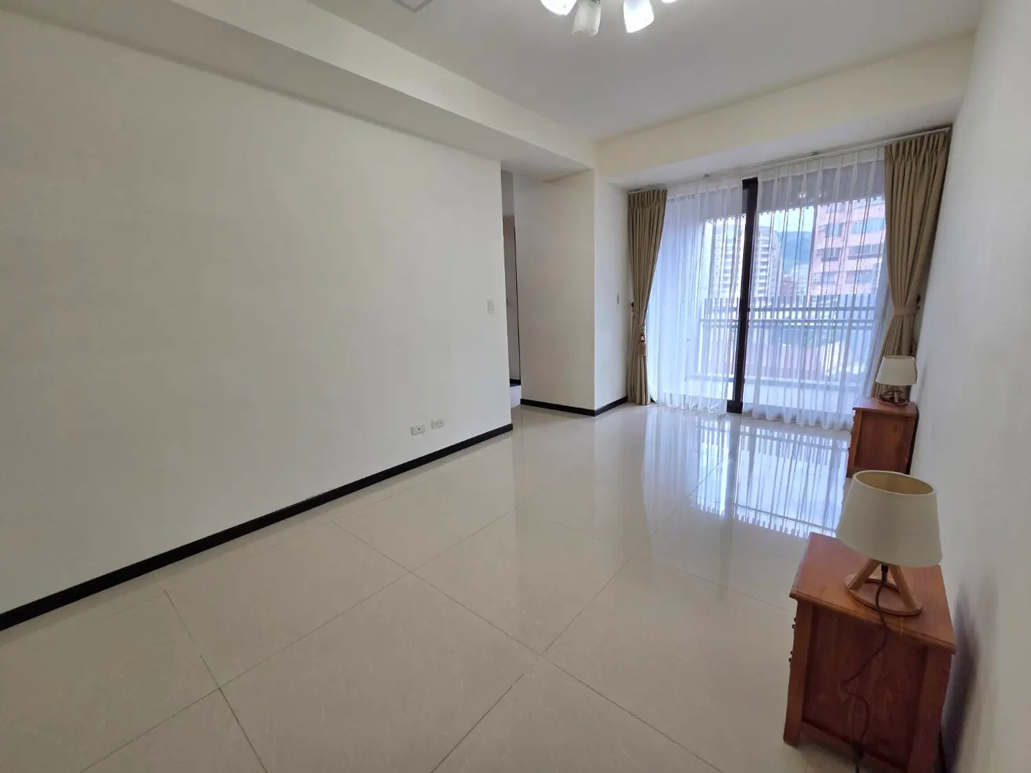 4 bedrooms apartment for rent TWD 190 000 - 90 ping - Taipei City,Shilin District slide 9