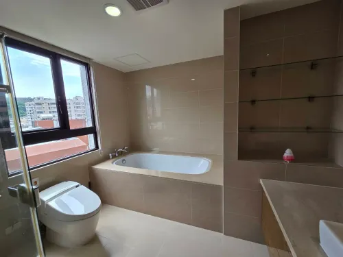 Apartment for rent TWD 190 000 - Dexing E Rd - 4 bedrooms