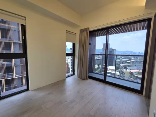Apartment for rent TWD 160 000 - Lane 405, Section 6, Zhongshan N Rd - 3 bedrooms