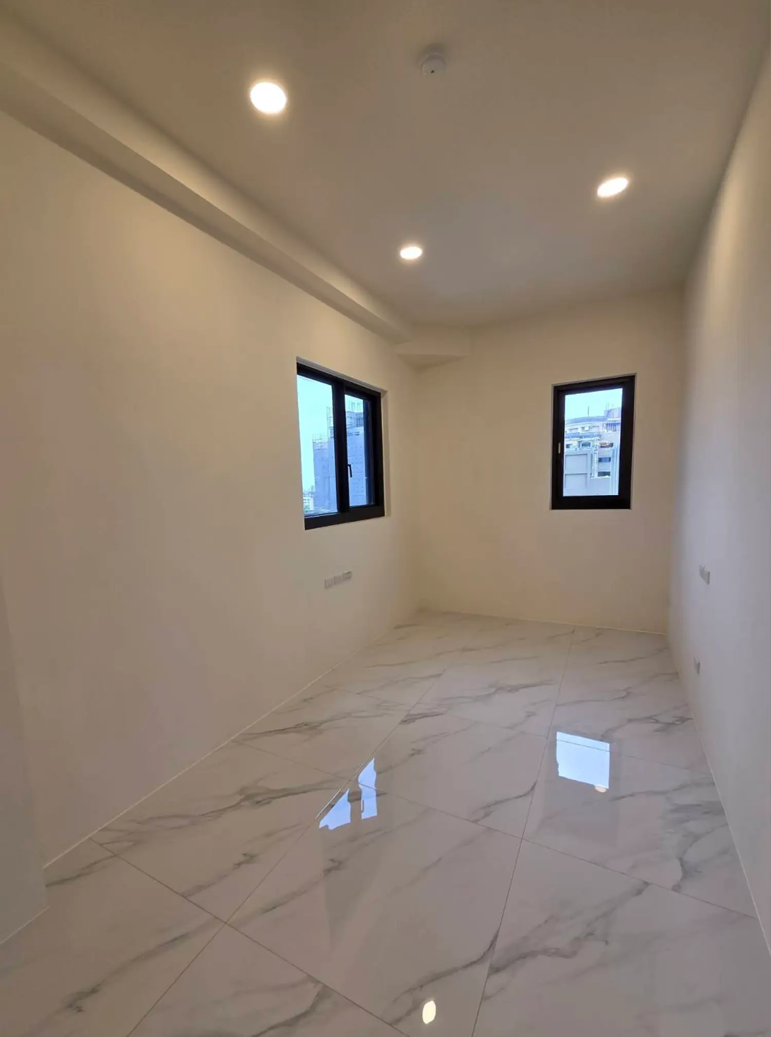 3 bedrooms apartment for rent TWD 160 000 - 40 ping - Taipei City,Shilin District slide 11