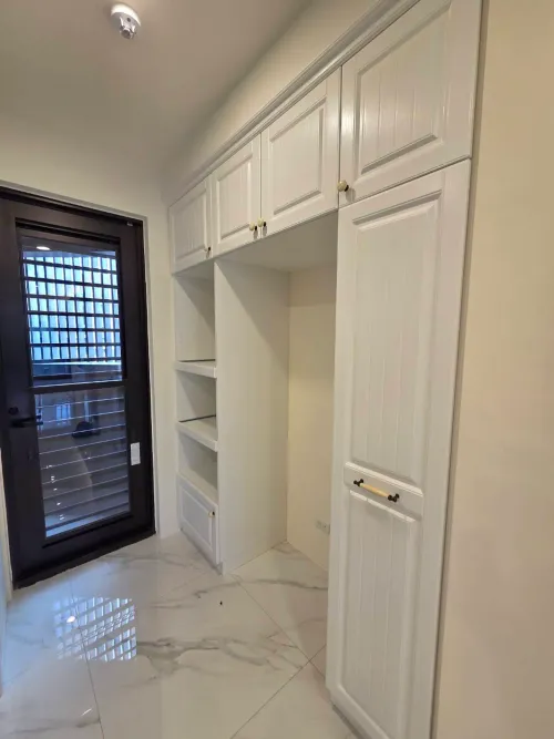 Apartment for rent TWD 160 000 - Lane 405, Section 6, Zhongshan N Rd - 3 bedrooms
