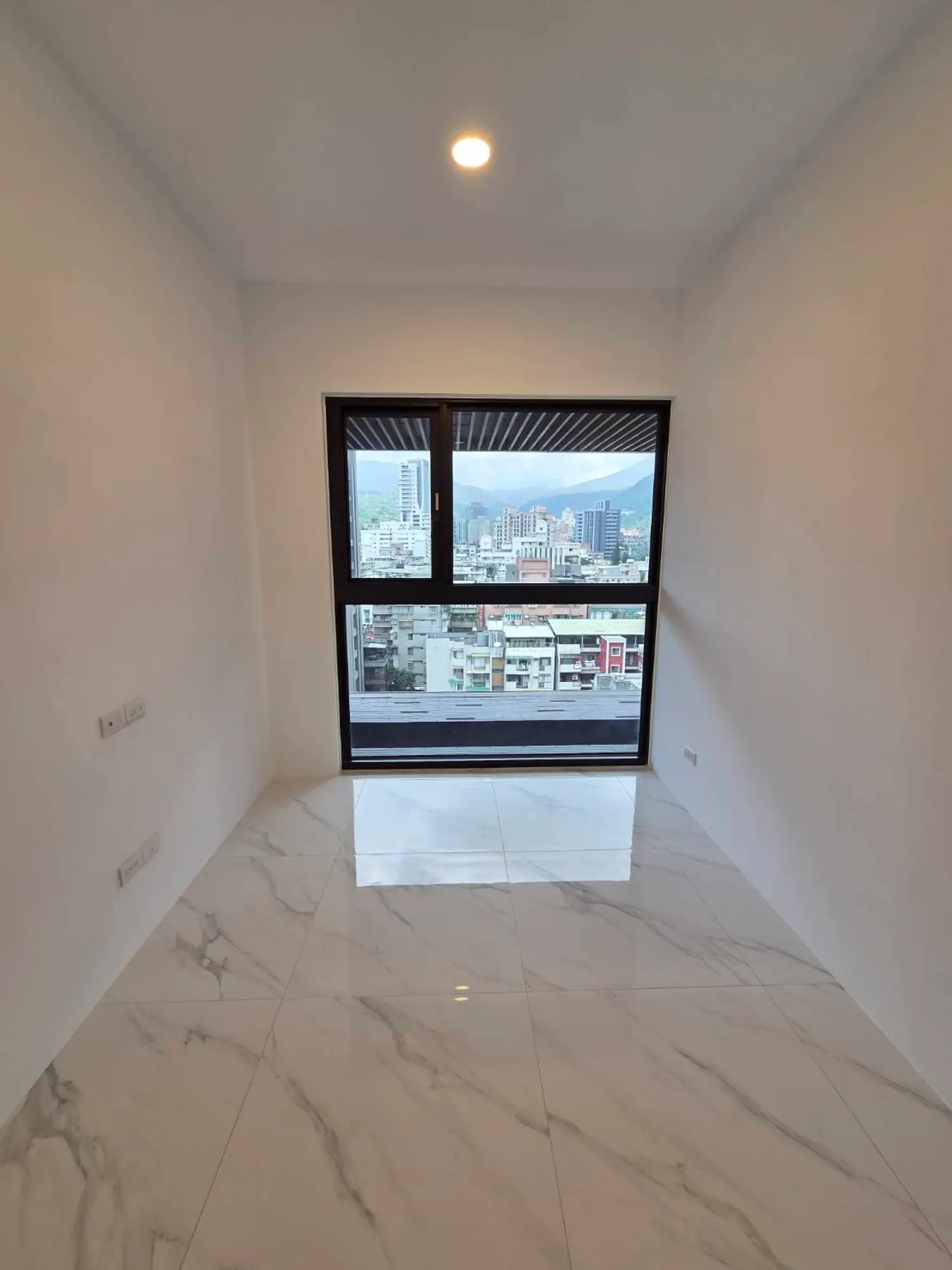 3 bedrooms apartment for rent TWD 145 000 - 31 ping - Taipei City,Shilin District slide 5