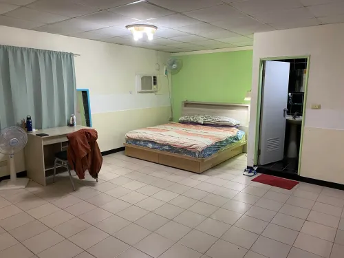 Apartment for rent TWD 46 000 - Jingping Rd - 3 bedrooms