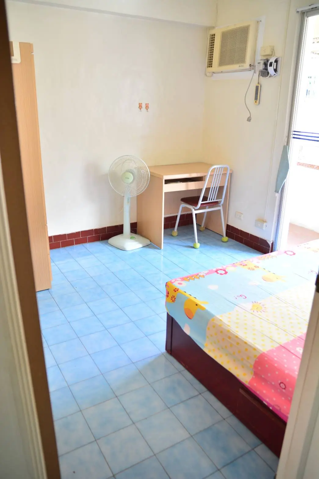 4 bedrooms apartment for sale in Gushan District, Kaohsiung City | NT$ 3 980 000 | 26 ping slide 8