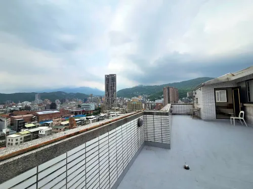 Apartment for rent TWD 17 000 - Section 2, Zhongcheng Rd - 1 room