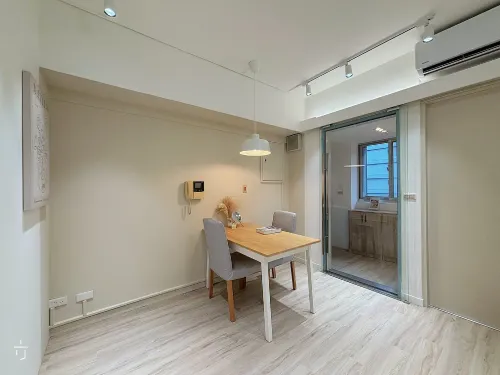1 room apartment for rent in Zhongshan District, Taipei City | NT$ 45 000 | 12 ping slide 6