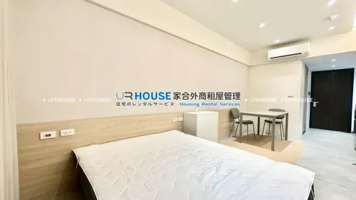 1 room apartment for rent in Zhongshan District, Taipei City | NT$ 47 000 | 9 ping slide 4