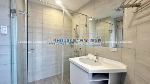Apartment for rent TWD 70 000 -  - 3 bedrooms