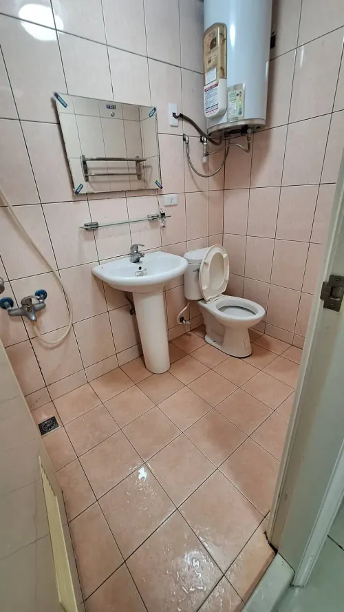 Room for rent NT$ 6 900 - 逢甲路 - 4 bedrooms