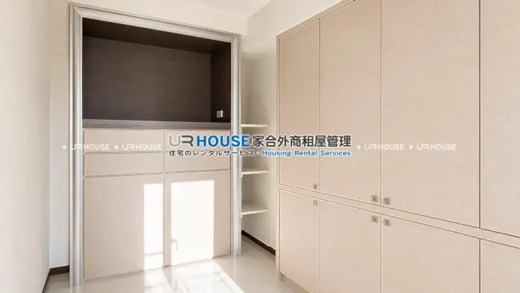 3 bedrooms apartment for rent in Datong District, Taipei City | NT$ 70 000 | 39 ping slide 5