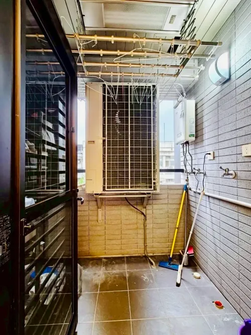 Apartment for sale TWD 49 800 000 - Section 2, Neihu Road - 2 bedrooms