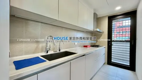 3 bedrooms apartment for rent in Shilin District, Taipei City | NT$ 120 000 | 32 ping slide 8