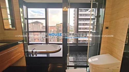 3 bedrooms apartment for rent in Shilin District, Taipei City | NT$ 180 000 | 66 ping slide 15