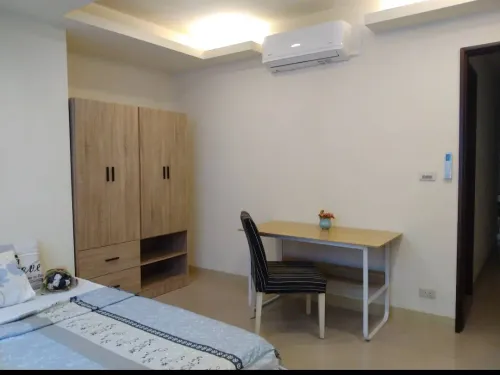 Room for rent NT$ 15 300 - Section 2, Keelung Road - 3 bedrooms