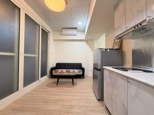 2 bedrooms apartment for rent in Xinyi District, Taipei City | NT$ 38 000 | 16 ping slide 2