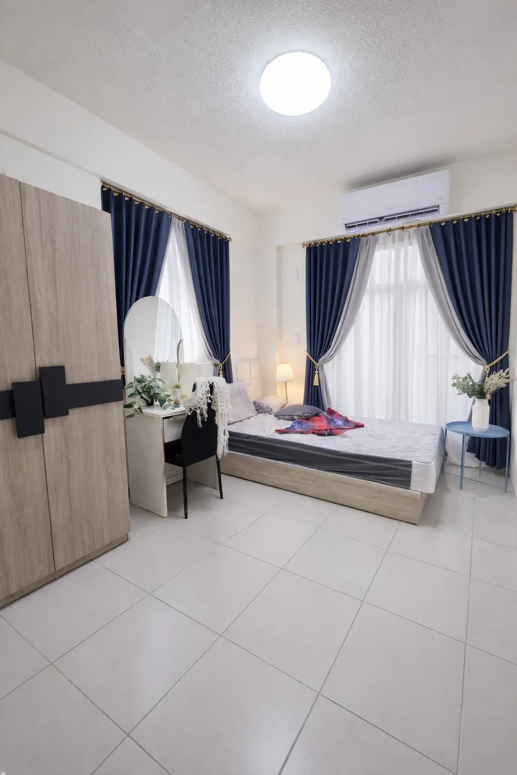 Room for rent in Zhongshan District, Taipei City | NT$ 13 000 | 8 ping slide 12