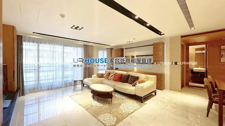 2 bedrooms apartment for rent in Zhongshan District, Taipei City | NT$ 120 000 | 35 ping slide 0