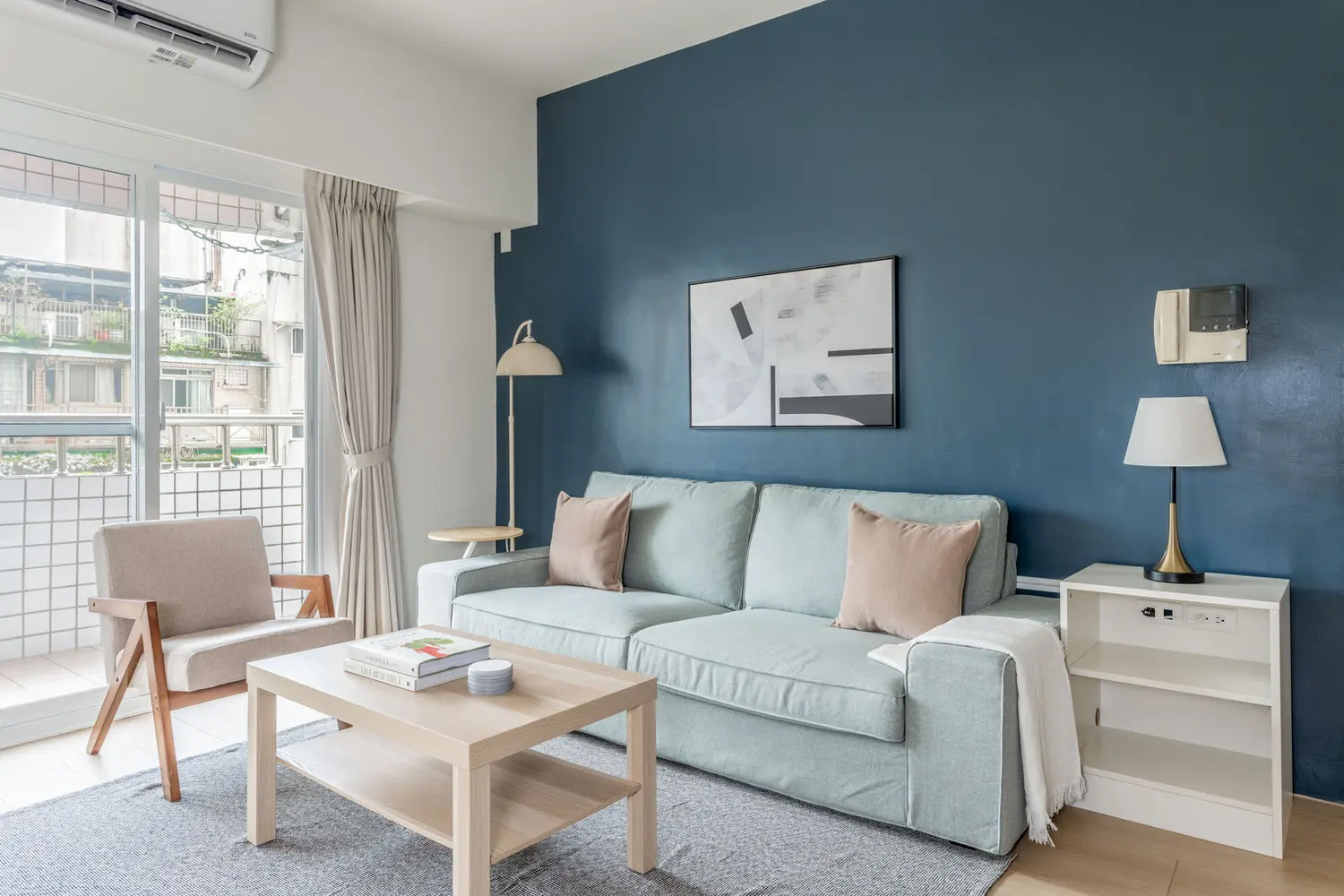 2 bedrooms apartment for rent in Xinyi District, Taipei City | NT$ 126 860 | 29 ping slide 2