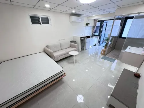 1 room apartment for rent in Daan District, Taipei City | NT$ 28 000 | 12 ping slide 2