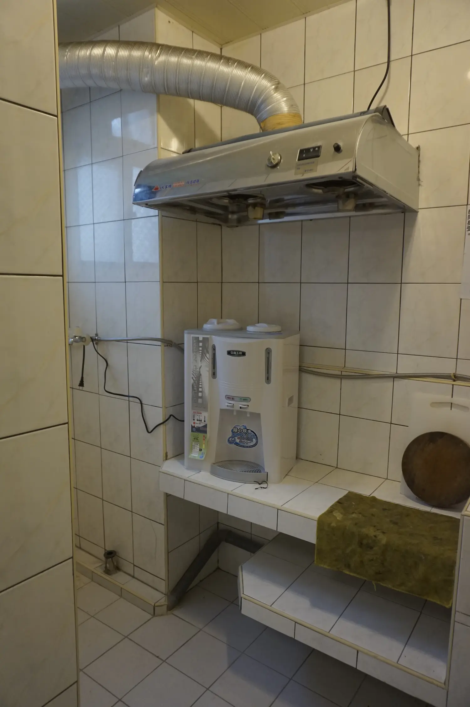 Room for rent in Zhongzheng District, Taipei City | NT$ 7 300 | 3 ping slide 5