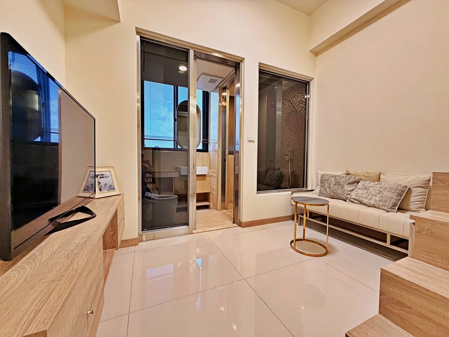 Room for rent in Daan District, Taipei City | NT$ 42 000 | 14 ping slide 2