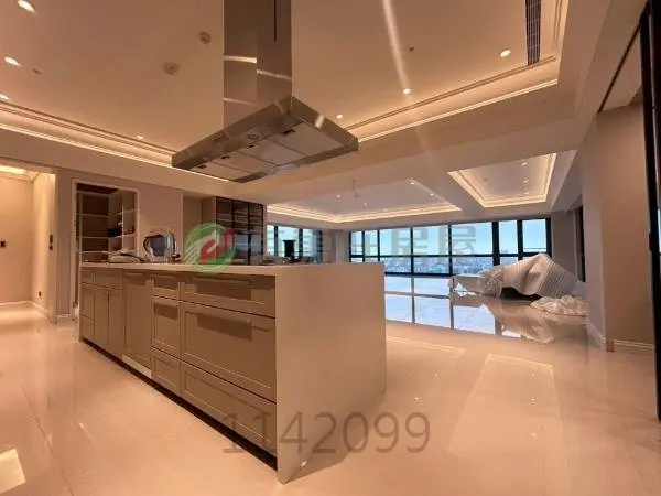 4 bedrooms apartment for sale in Tamsui District, New Taipei City | NT$ 90 000 000 | 90 ping slide 3
