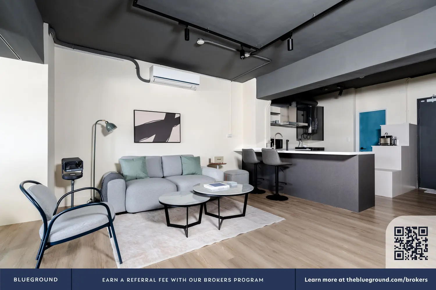 Studio apartment for rent in Zhongshan District, Taipei City | NT$ 130 440 | 22 ping slide 2