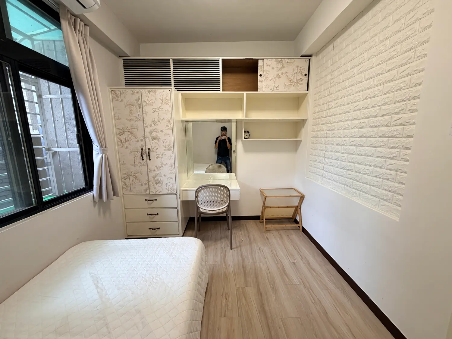 中山區, 台北市分租套房、雅房出租 | NT$ 13 300 | 2 坪 slide 0