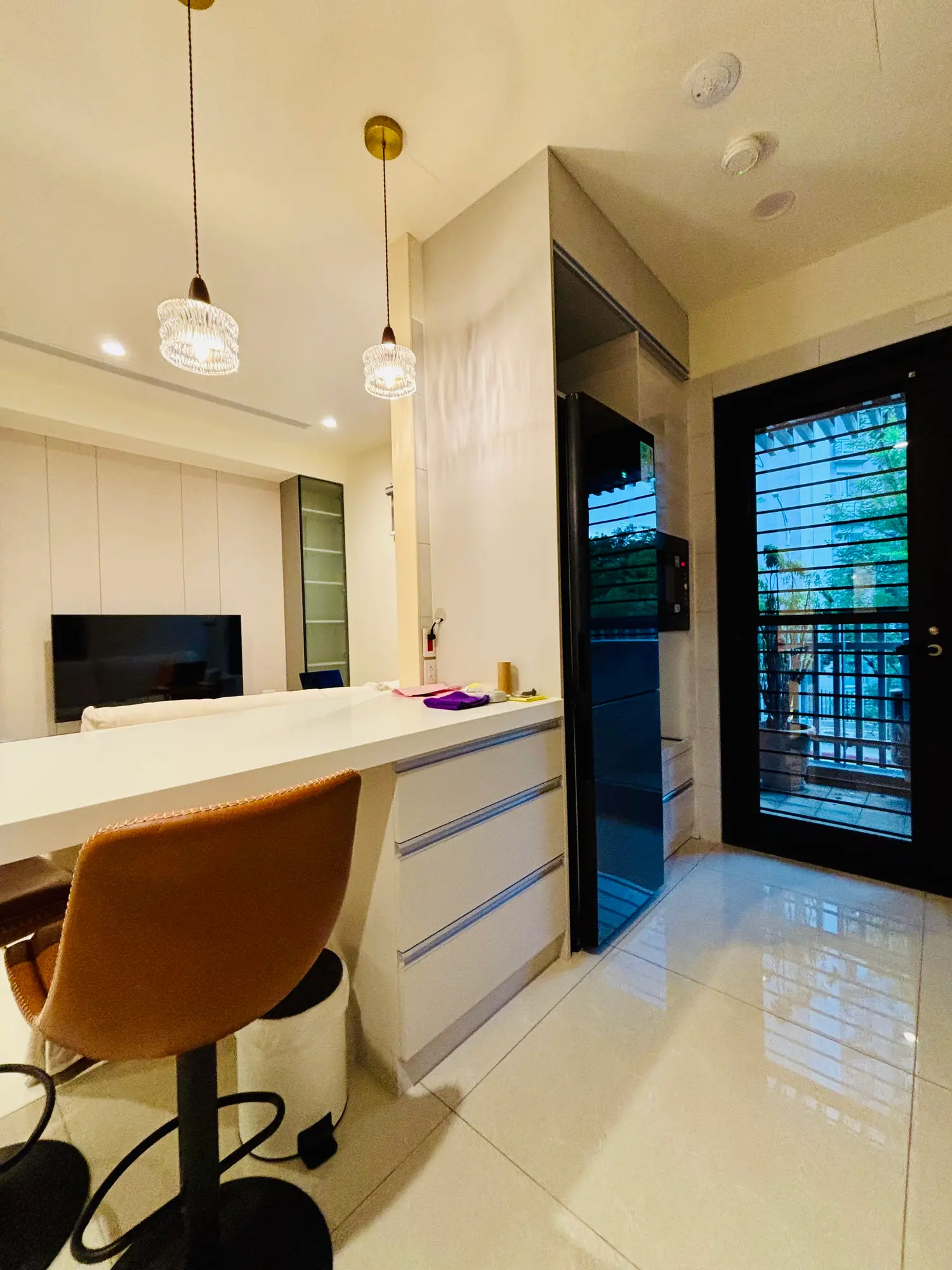 2 bedrooms apartment for rent in Beitou District, Taipei City | NT$ 59 000 | 17 ping slide 2