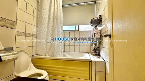 Apartment for rent TWD 80 000 -  - 4 bedrooms
