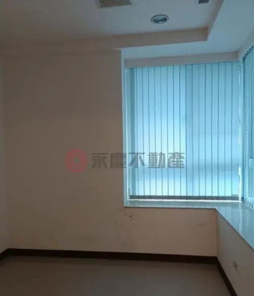 3 bedrooms apartment for sale in Tamsui District, New Taipei City | NT$ 12 500 000 | 22 ping slide 2