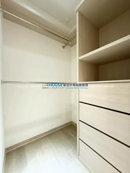 Apartment for rent NT$ 65 000 - Huajiang 1st Road - 3 bedrooms
