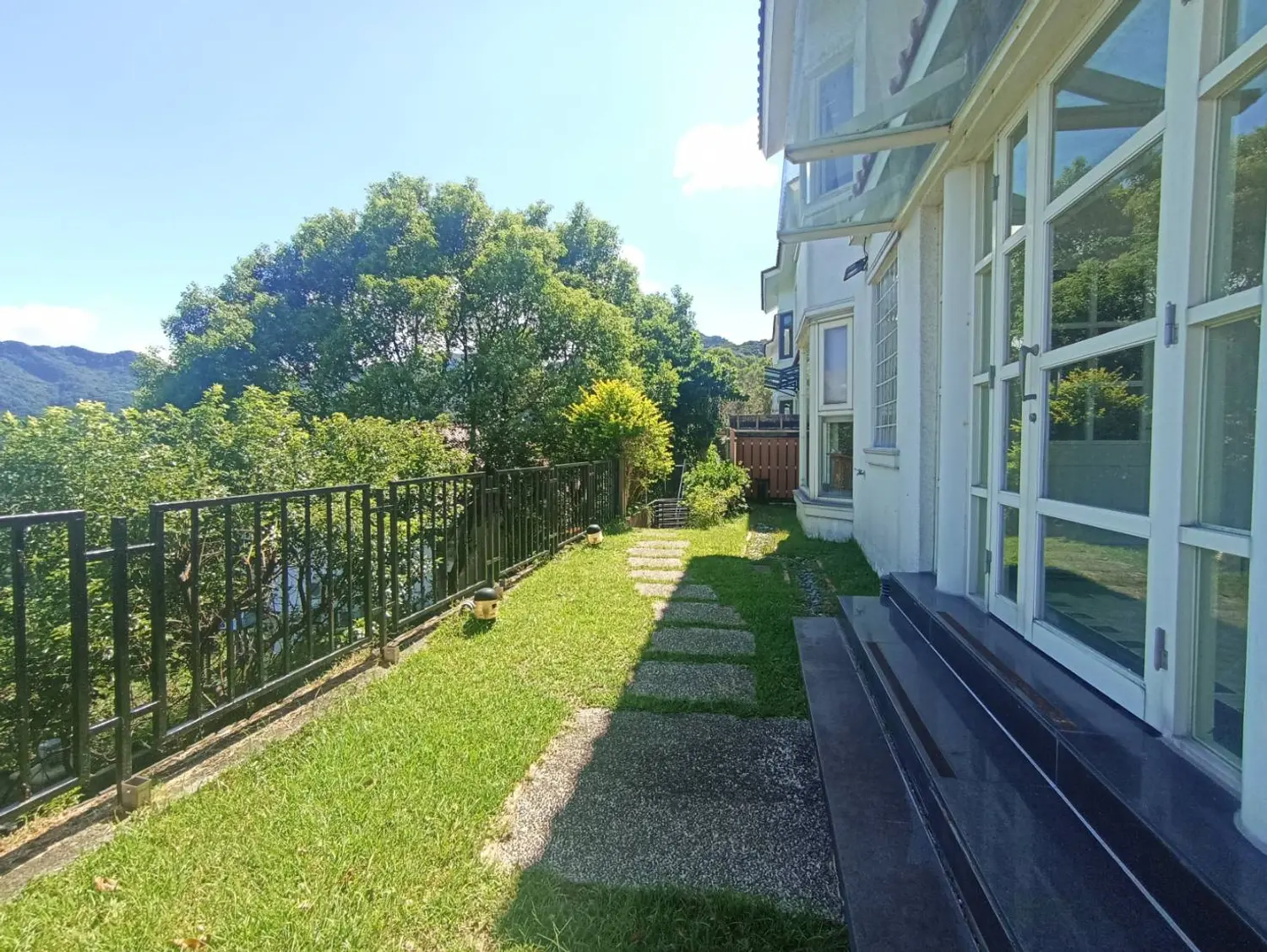 5 bedrooms villa for sale TWD 34 800 000 - 62 ping - Xindian District,New Taipei City slide 3