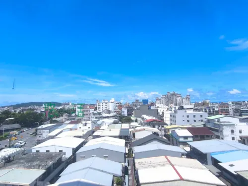2 bedrooms apartment for sale in Hualien City, Hualien County | NT$ 8 650 000 | 17 ping slide 3