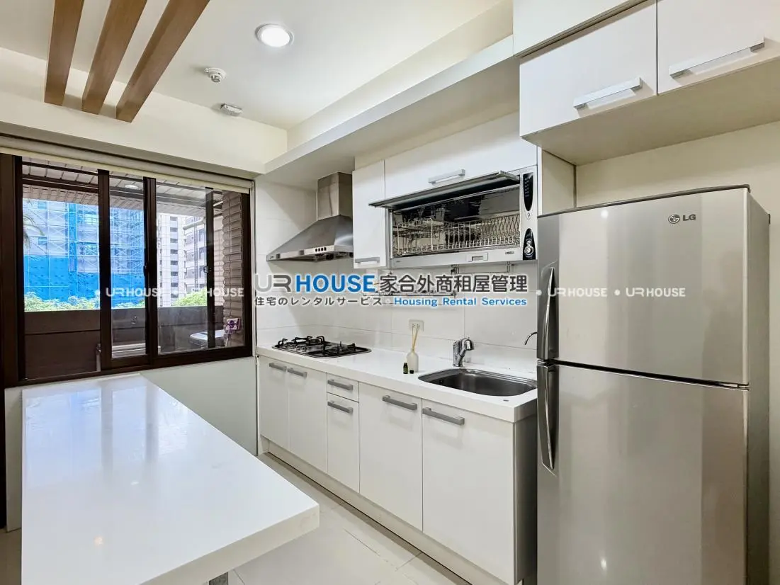 2 bedrooms apartment for rent in Zhongshan District, Taipei City | NT$ 53 000 | 16 ping slide 7
