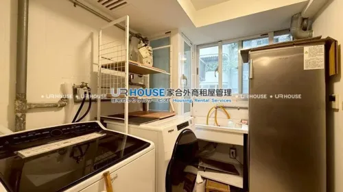 公寓 出租 TWD 98 000 - 光復南路240巷 - 2 房