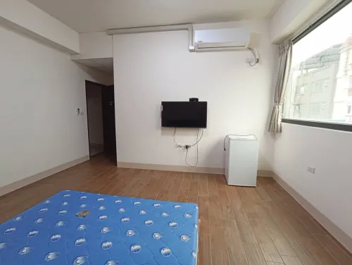 分租套房、雅房 出租 TWD 7 700 - 國民九街 - 1 房