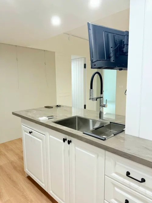 Apartment for rent TWD 115 000 - Lane 405, Section 6, Zhongshan N Rd - 4 bedrooms