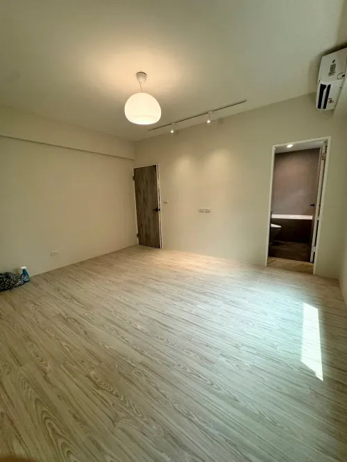 Apartment for rent TWD 115 000 - Lane 405, Section 6, Zhongshan N Rd - 4 bedrooms