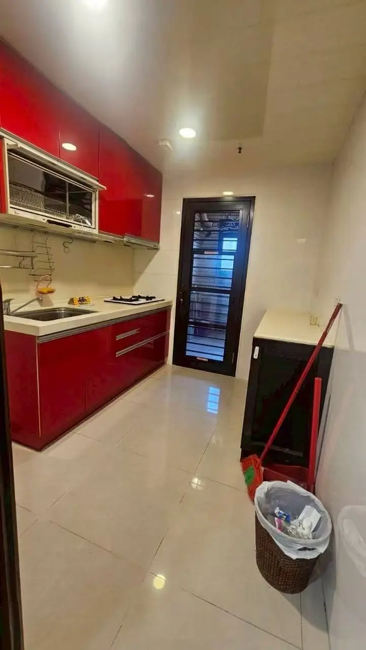 2 bedrooms apartment for rent in Tamsui District, New Taipei City | NT$ 26 000 | 35 ping slide 1