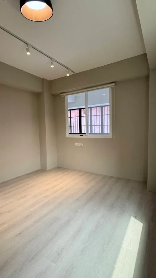 Apartment for rent TWD 115 000 - Lane 405, Section 6, Zhongshan N Rd - 4 bedrooms