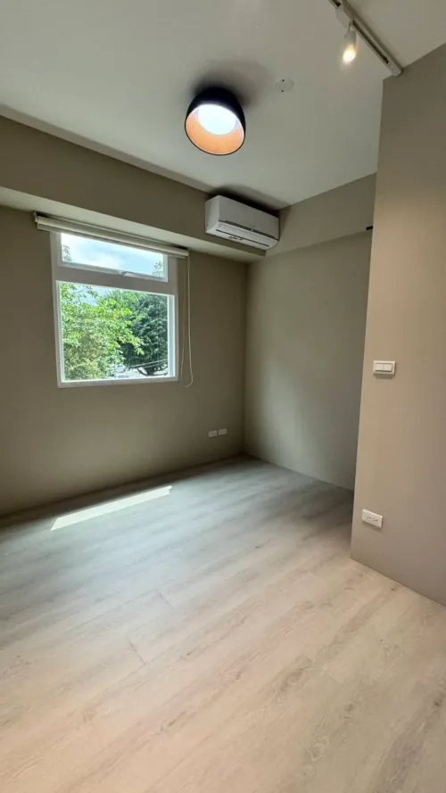 Apartment for rent TWD 115 000 - Lane 405, Section 6, Zhongshan N Rd - 4 bedrooms